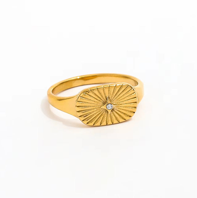 High End Tarnish Free PVD Gold Plated Sunburst Rings Stainless Steel Jewelry