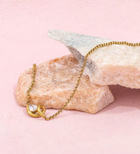 High-End 18K Gold Plated Stainless Steel Twist Waterdrop Zircon Pendant Necklace for Anniversary Occasions