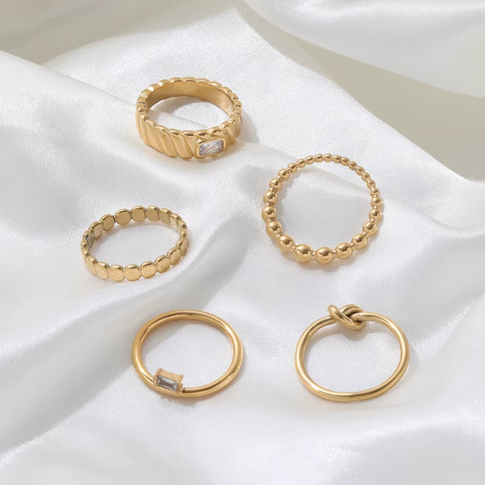 Ins Hot High End 18K Gold Plated Simple Knot Rings Stainless Steel Rings for Women Tarnish Free Jewelry