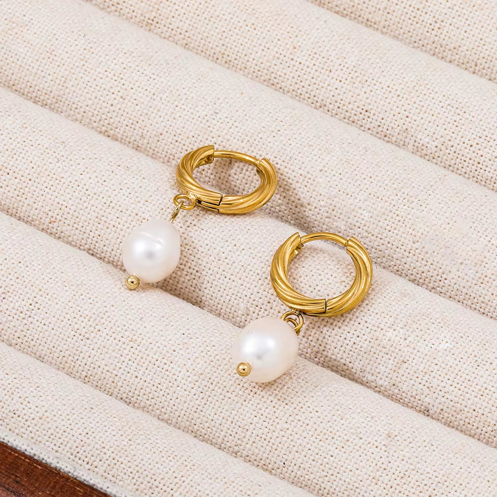 Trendy Earring 18K Gold Plated Imitation Pearl Dangle Twist Huggie Hoop Earring Stainless Steel Jewelry Wholesale