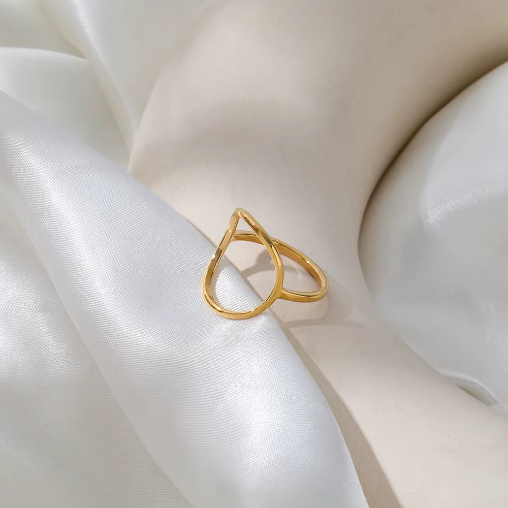 High End 18K Plain Gold Simple Large Circle Rings Stainless Steel Trendy Simple Gold Plated Jewelry