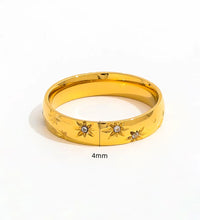 High End 18K Plain Gold Star Zircon Surround Band Ring Stainless Steel Trendy Simple Gold Plated Jewelry Gift
