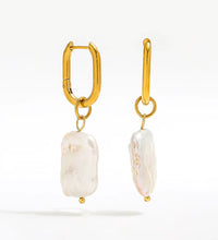 High End PVD 18K Gold Plated Waterproof Irregular Freshwater Pearl Pendant U Huggie Earring Stainless Steel Jewelry Wholesale