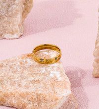 High End 18K Plain Gold Star Zircon Surround Band Ring Stainless Steel Trendy Simple Gold Plated Jewelry Gift