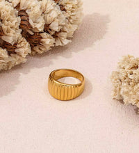 High End 18K PVD Chunky Croissant Rings for Women Stainless Steel Jewelry Wholesale