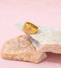 High End 18K PVD Chunky Croissant Rings for Women Stainless Steel Jewelry Wholesale