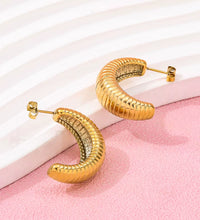 Joolim 18K Gold Plated Wholesale Waterproof Fashion Simple Pleated Pattern C-Shaped Hoop Earring Stainless Steel Jewelry