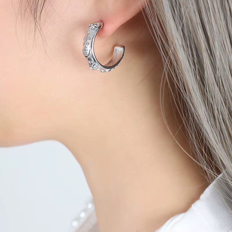 Trendy Earring 18K Gold Plated Dainty Moon Star Relief Zirconia Band C Hoop Earrings Stainless Steel Earrings Wholesale