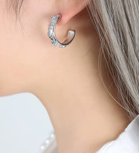 Trendy Earring 18K Gold Plated Dainty Moon Star Relief Zirconia Band C Hoop Earrings Stainless Steel Earrings Wholesale