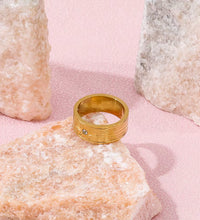 High End 18K PVD Gold Plated Star Burst Shining Band Rings Stainless Steel Women Rings Tarnish Free Jewelry