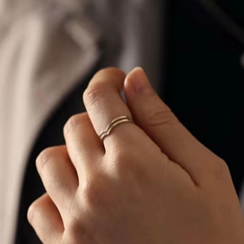 High End 18K Plain Gold Individuality Arrow Rings Stainless Steel Trendy Simple Gold Plated Jewelry