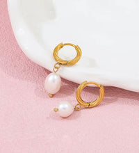 Trendy Earring 18K Gold Plated Imitation Pearl Dangle Twist Huggie Hoop Earring Stainless Steel Jewelry Wholesale