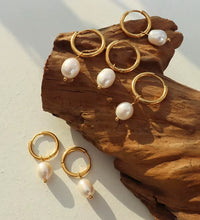 JLE0228 New Trendy 18K Gold Plated Elegant Dainty Fresh Water Pearl Stainless Steel Hoop Earrings for Women