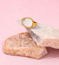 18K PVD Gold Plated White Big Shell Waterdrop Stainless Steel Stamp Ring Trendy Jewelry Wholesale Gift