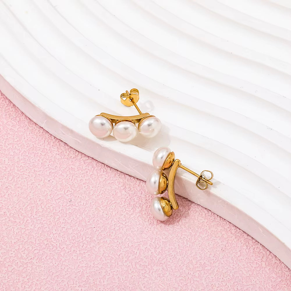 Trendy High Quality PVD 18K Gold Plated 3 Pearl Stud Earrings Stainless Steel Fashion Earring Wholesale