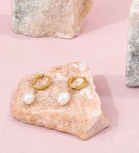 Trendy Earring 18K Gold Plated Imitation Pearl Dangle Twist Huggie Hoop Earring Stainless Steel Jewelry Wholesale