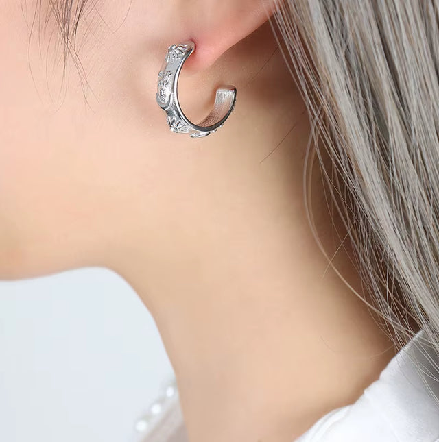 Trendy Earring 18K Gold Plated Dainty Moon Star Relief Zirconia Band C Hoop Earrings Stainless Steel Earrings Wholesale