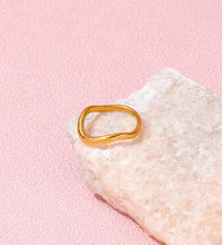 Tarnish Free Waterproof Minimalist Twist Stackable 18K PVD Fashion Gold Plated Stainless Steel Eternity Women Rings Single Piece