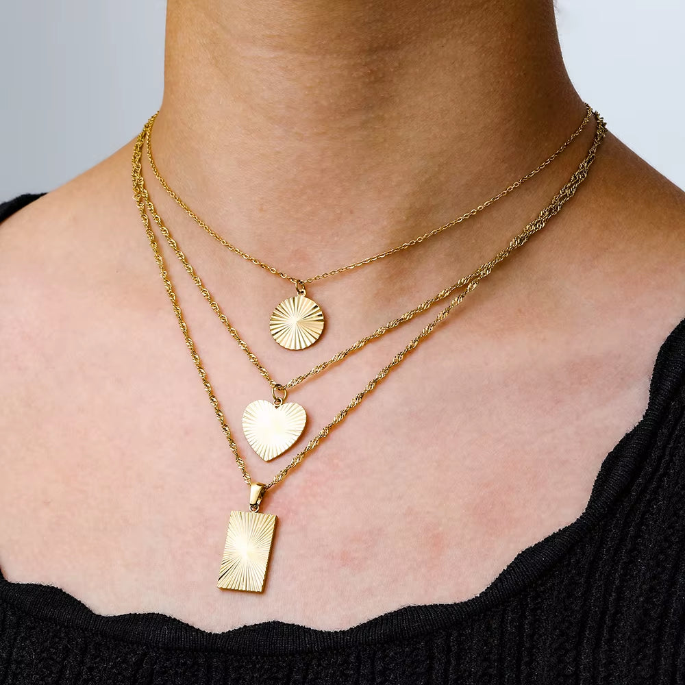 18K Gold Plated round Gear Pendant Necklace Stainless Steel Necklace Wholesale Fast Shipping Jewelry