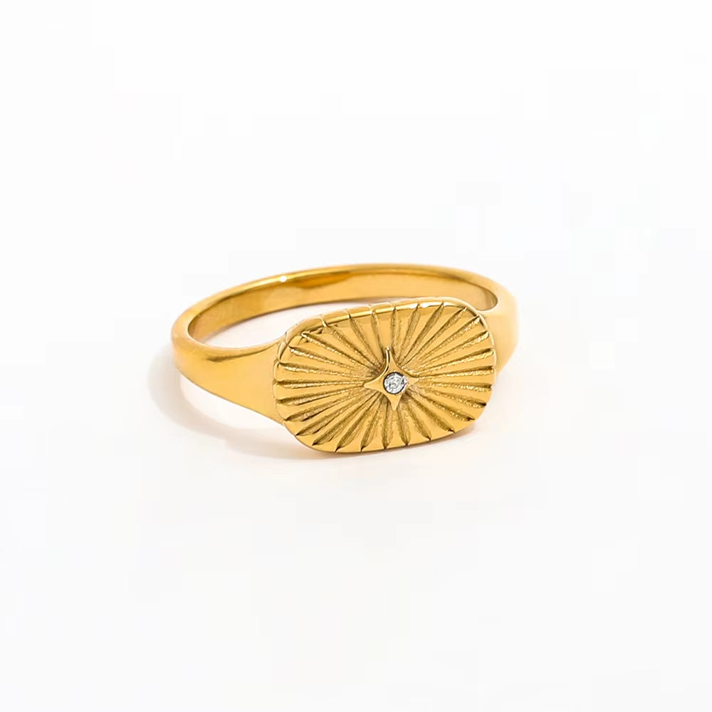 High End Tarnish Free PVD Gold Plated Sunburst Rings Stainless Steel Jewelry