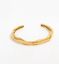 High End 18K Gold Plated Irregular Geometric Curved Ggsimple Cuff Stainless Steel Bracelet Trendy Fashion Jewelry for Women