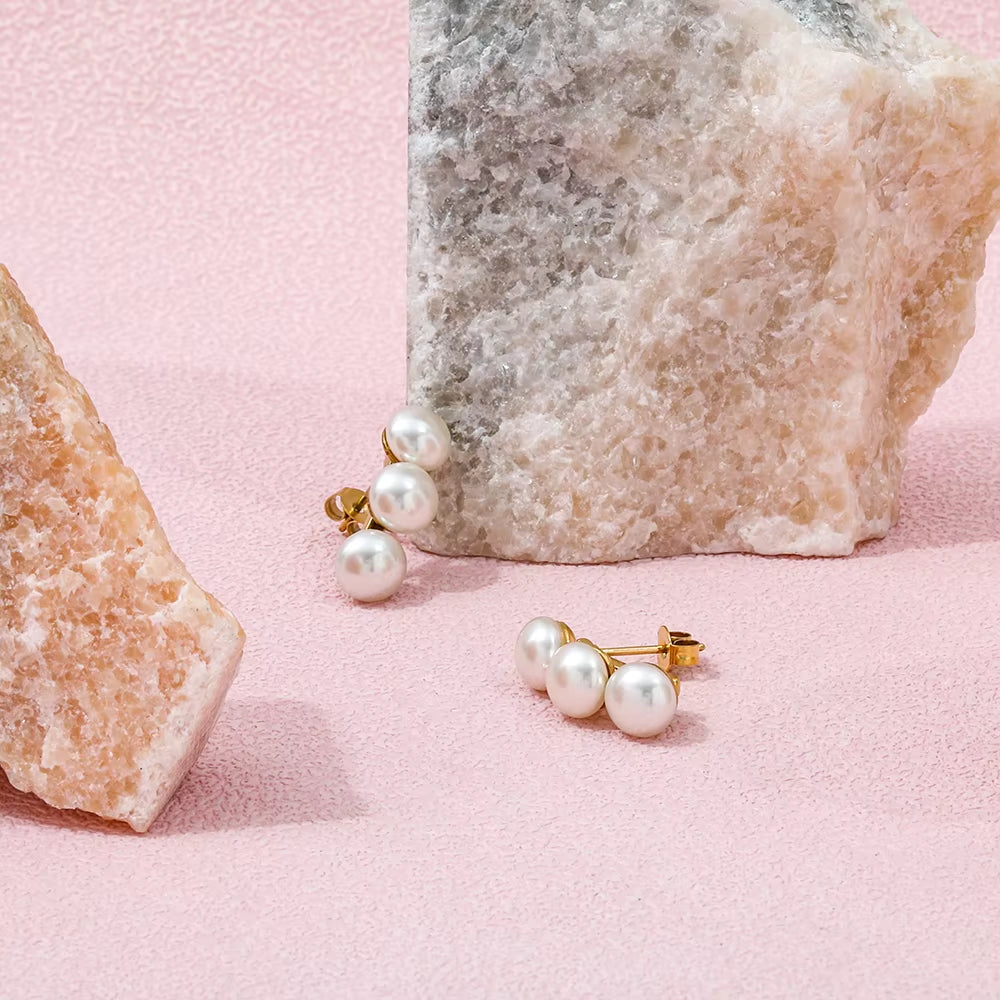 Trendy High Quality PVD 18K Gold Plated 3 Pearl Stud Earrings Stainless Steel Fashion Earring Wholesale