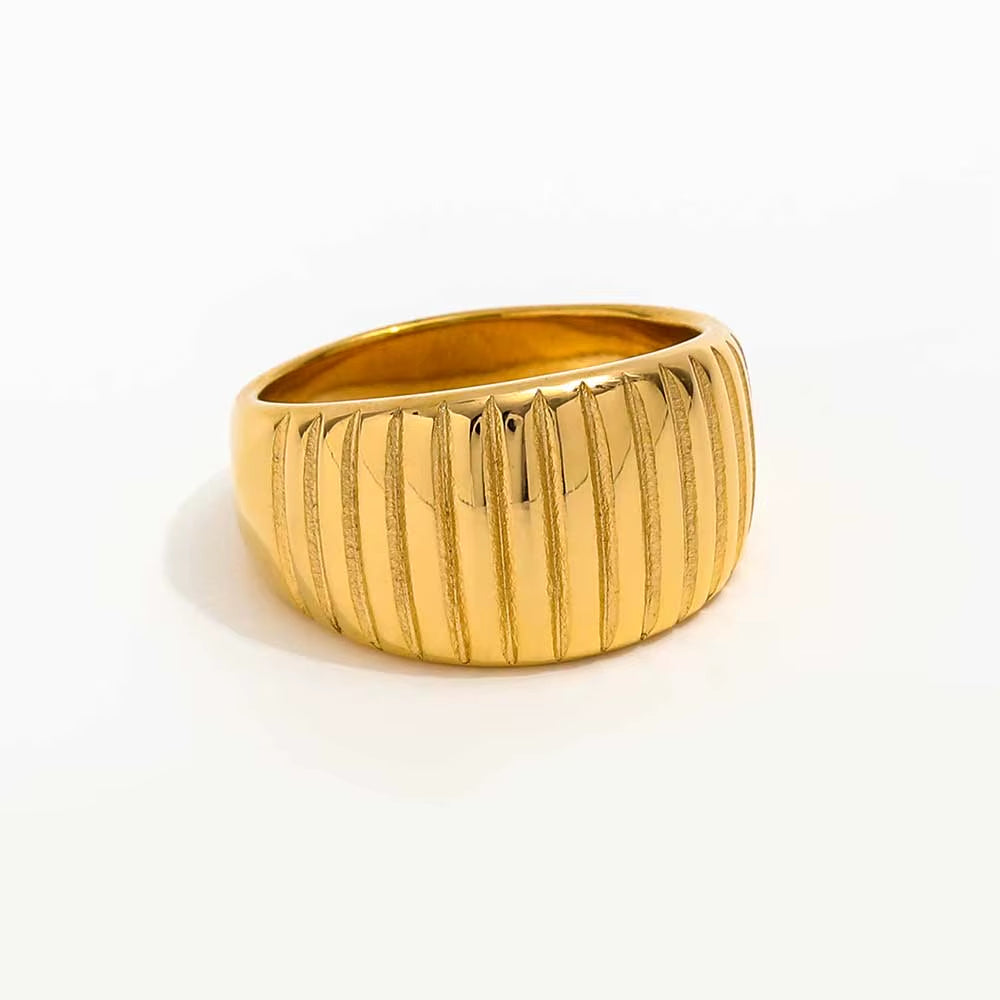 High End 18K PVD Chunky Croissant Rings for Women Stainless Steel Jewelry Wholesale