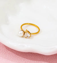 Trendy Fashion Ring with Water Drop Zircon Imitation Pearl 18K Gold Plated High End Stainless Steel for Gift