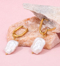 High End PVD 18K Gold Plated Waterproof Irregular Freshwater Pearl Pendant U Huggie Earring Stainless Steel Jewelry Wholesale