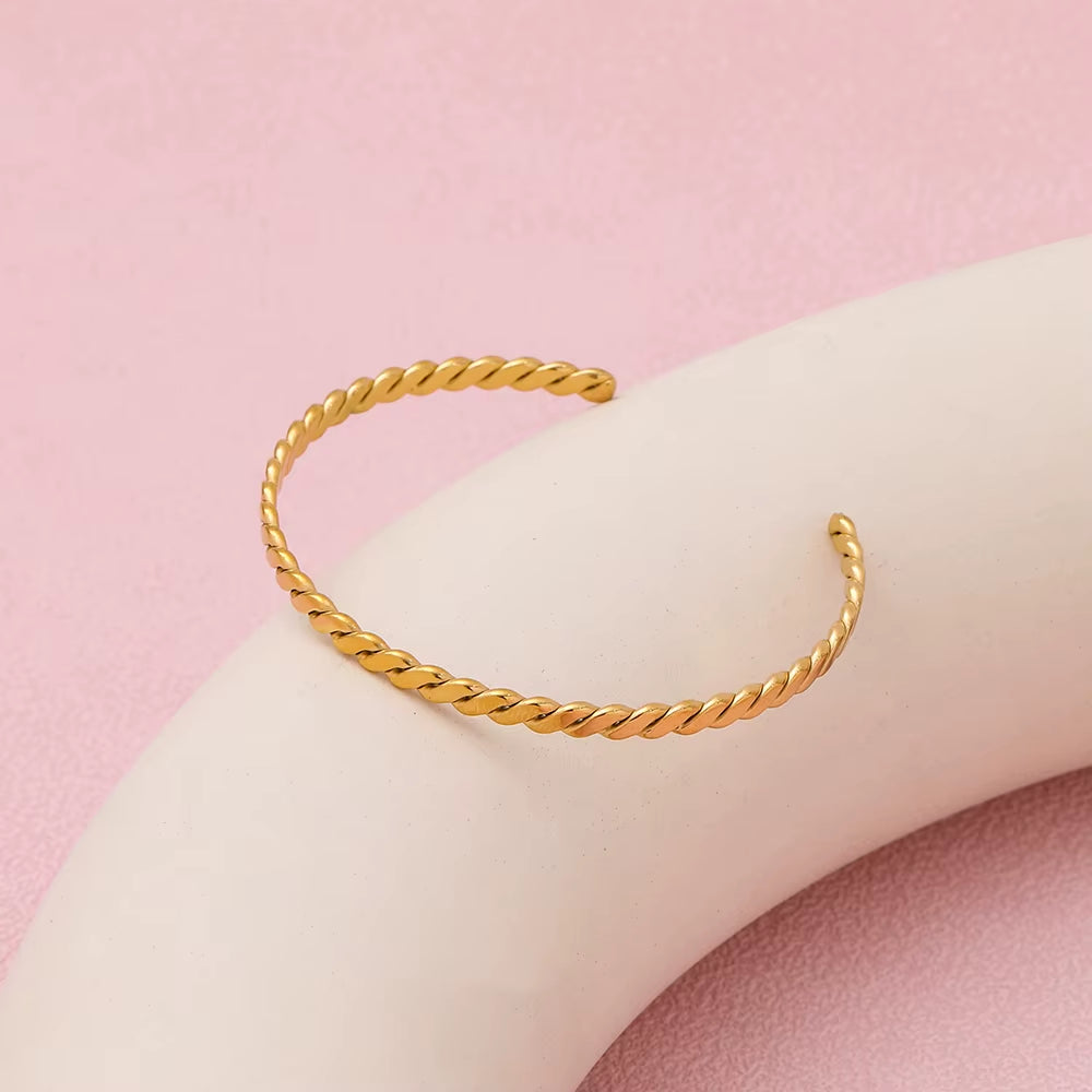 High End 18K PVD Gold Plated Stainless Steel Knit Cuff Bracelet for Women Wholesale Jewelry