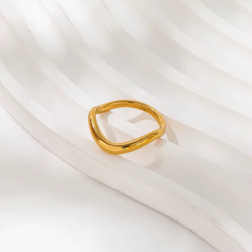 Tarnish Free Waterproof Minimalist Twist Stackable 18K PVD Fashion Gold Plated Stainless Steel Eternity Women Rings Single Piece