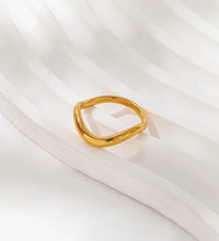 Tarnish Free Waterproof Minimalist Twist Stackable 18K PVD Fashion Gold Plated Stainless Steel Eternity Women Rings Single Piece