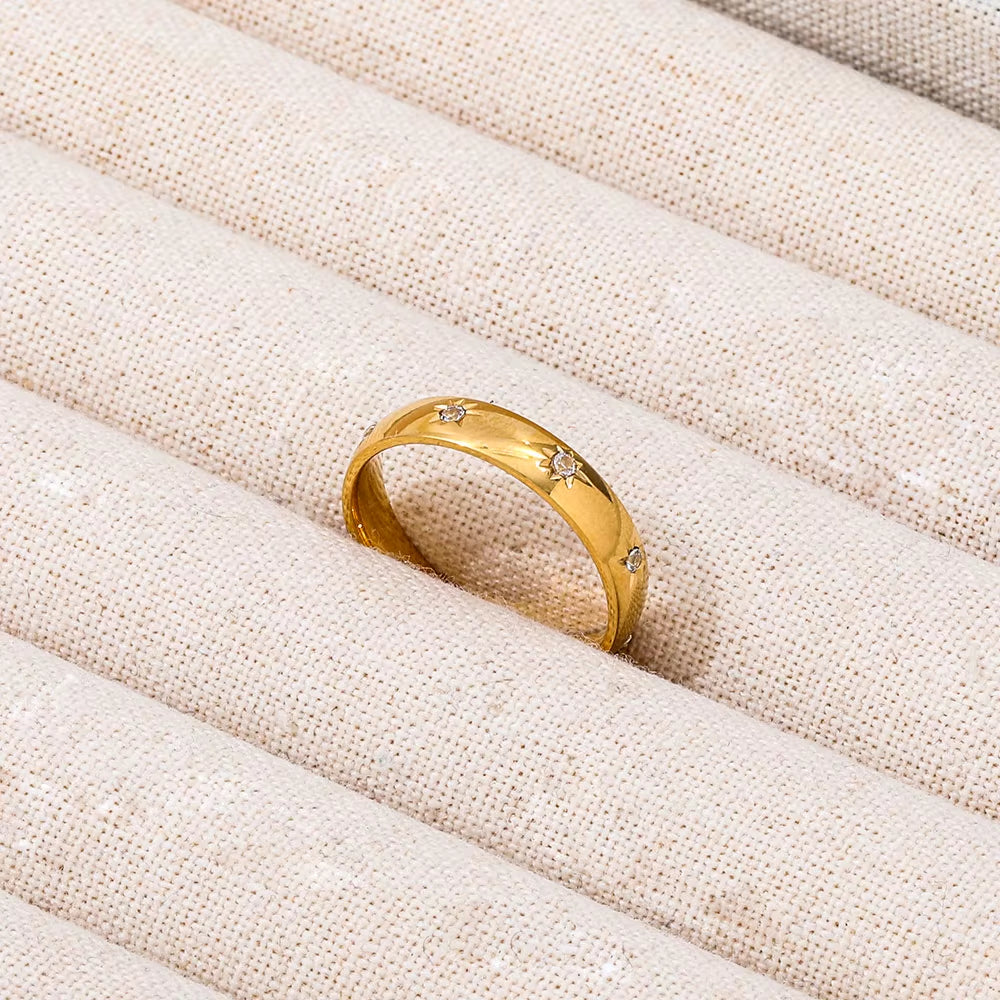 High End 18K Plain Gold Star Zircon Surround Dainty Ring Stainless Steel Trendy Simple Gold Plated Jewelry