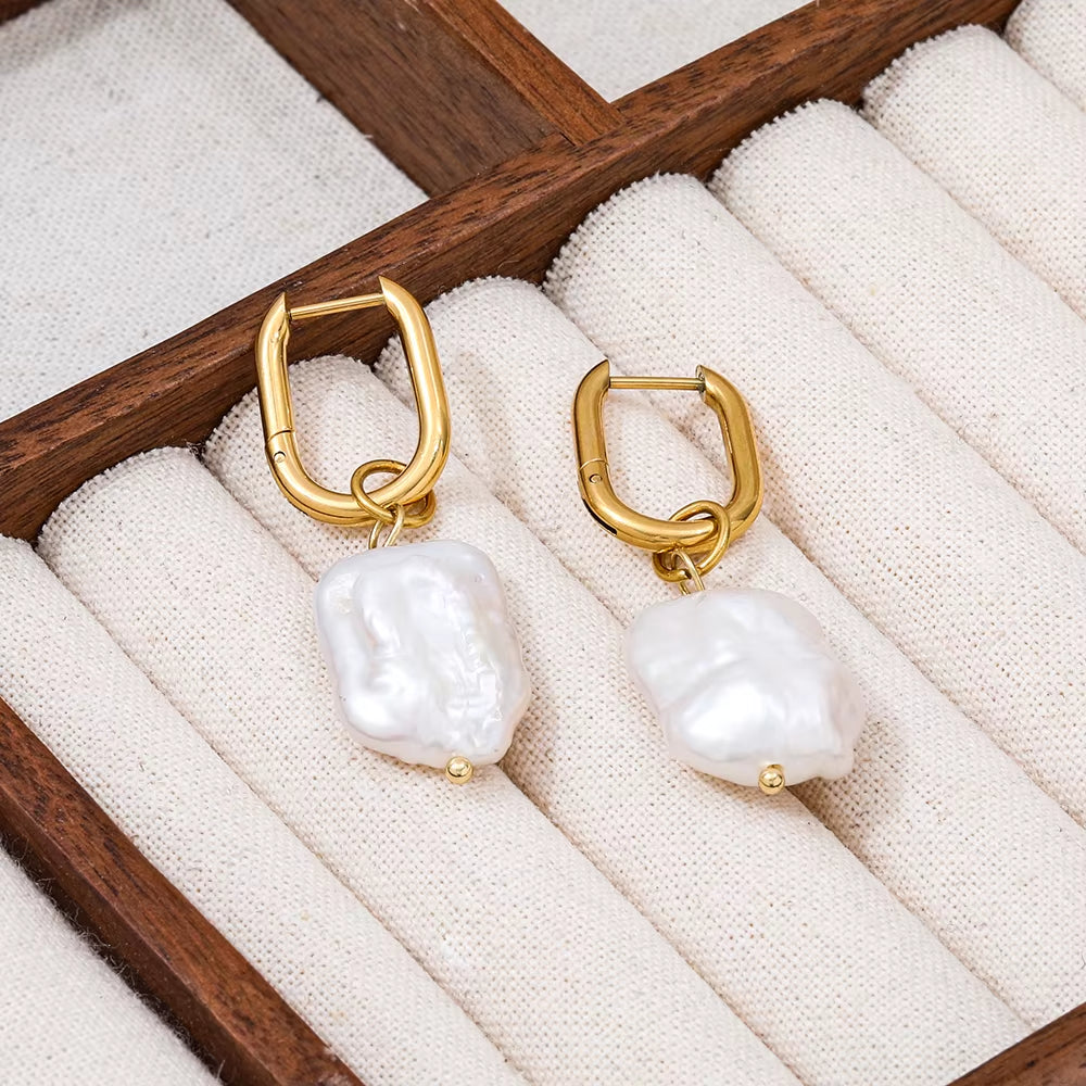 High End PVD 18K Gold Plated Waterproof Irregular Freshwater Pearl Pendant U Huggie Earring Stainless Steel Jewelry Wholesale