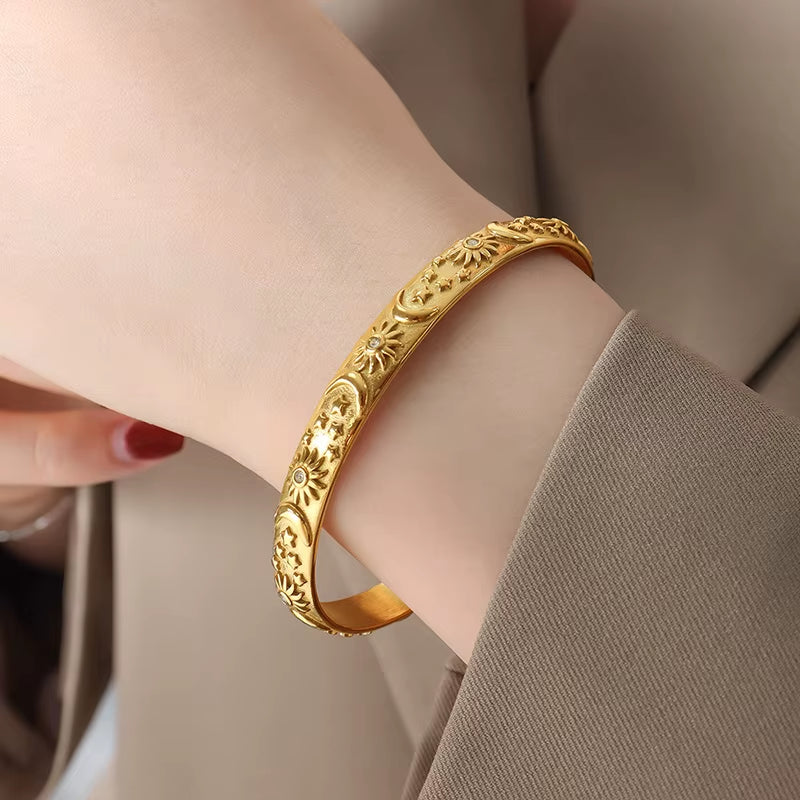 High End Gold Plated Stainless Steel Moon Star Relief Zirconia Cuff Bracelet for Women Wholesale Jewelry