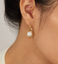  18K Gold Plated Anti-Tarnish Stainless Steel Geometric Pearl Stud Earrings for Women