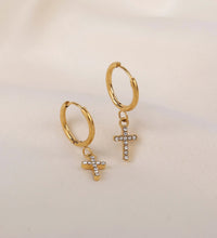 18K Pvd Dainty Elegant CNC Cubic Zirconia Pave Heart Waterdrop Starburst Cross Stainless Steel Hoop Earring Fine Jewelry