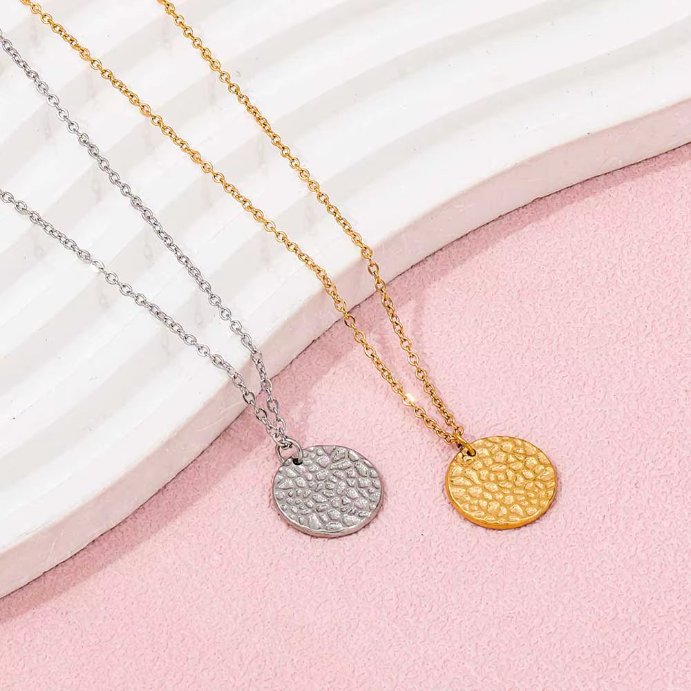 Joolim Hot Sale 18K PVD Gold Plated Waterproof Tarnish Free Hammered round Circle Coib Pendant Stainless Steel Necklace