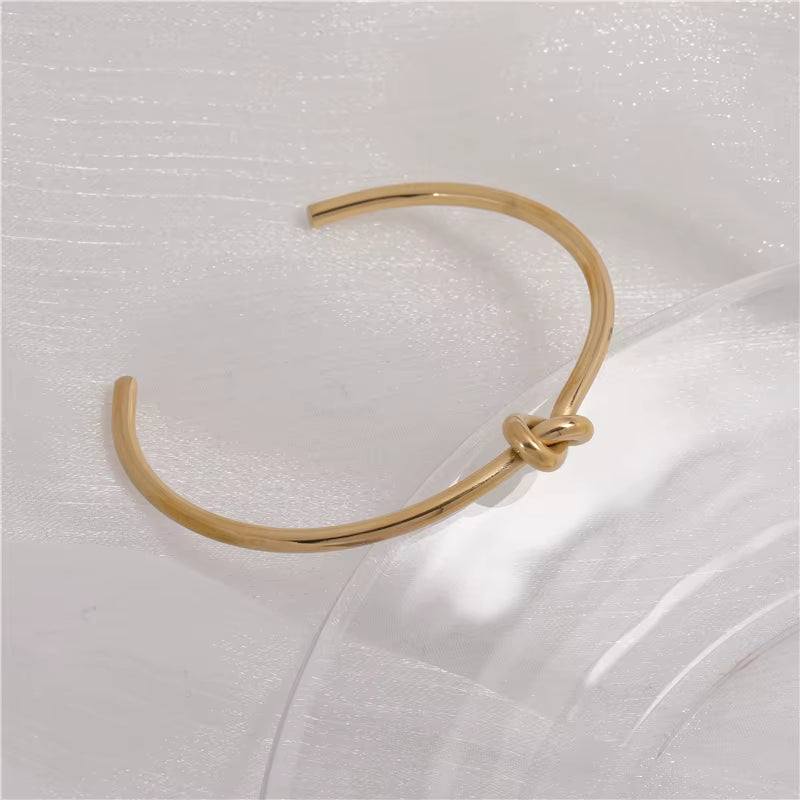 High End Gold Plated Stainless Steel Knot Cuff Bracelet for Women Wholesale Jewelry