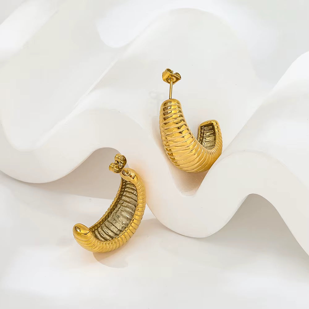 Joolim 18K Gold Plated Wholesale Waterproof Fashion Simple Pleated Pattern C-Shaped Hoop Earring Stainless Steel Jewelry