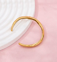 High End 18K Gold Plated Irregular Geometric Curved Ggsimple Cuff Stainless Steel Bracelet Trendy Fashion Jewelry for Women