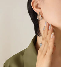 2022 Jewelry Trendy Earring 18K Gold Plated Irregular Waved Texure Hoop Earrings Stainless Steel Jewelry for Women