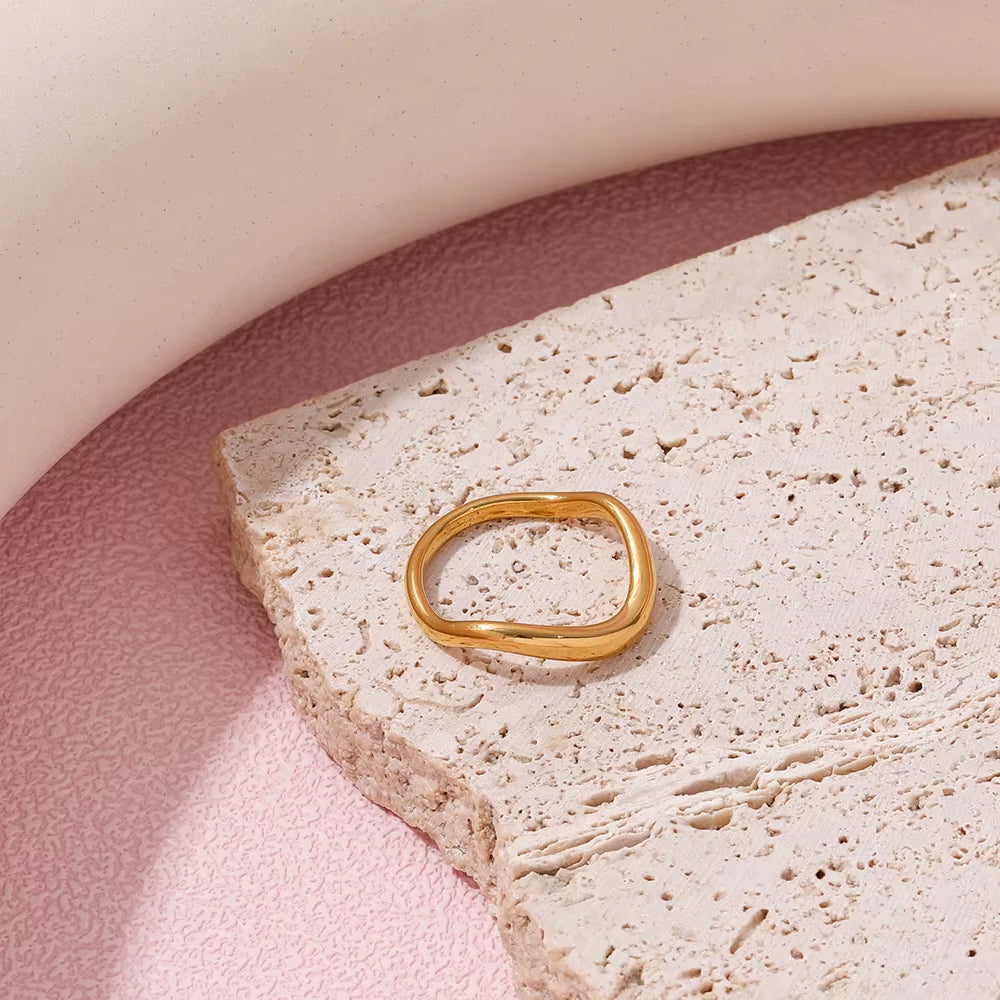 Tarnish Free Waterproof Minimalist Twist Stackable 18K PVD Fashion Gold Plated Stainless Steel Eternity Women Rings Single Piece