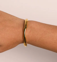 High End 18K Gold Plated Irregular Geometric Curved Ggsimple Cuff Stainless Steel Bracelet Trendy Fashion Jewelry for Women