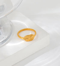 2020 High End Gold Finish Sunburst Band Finger Rings for Women Trendy Earring Wholesale Shiny Stainless Steel Ring