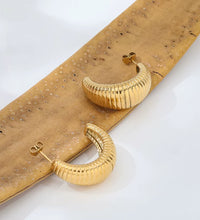 Joolim 18K Gold Plated Wholesale Waterproof Fashion Simple Pleated Pattern C-Shaped Hoop Earring Stainless Steel Jewelry