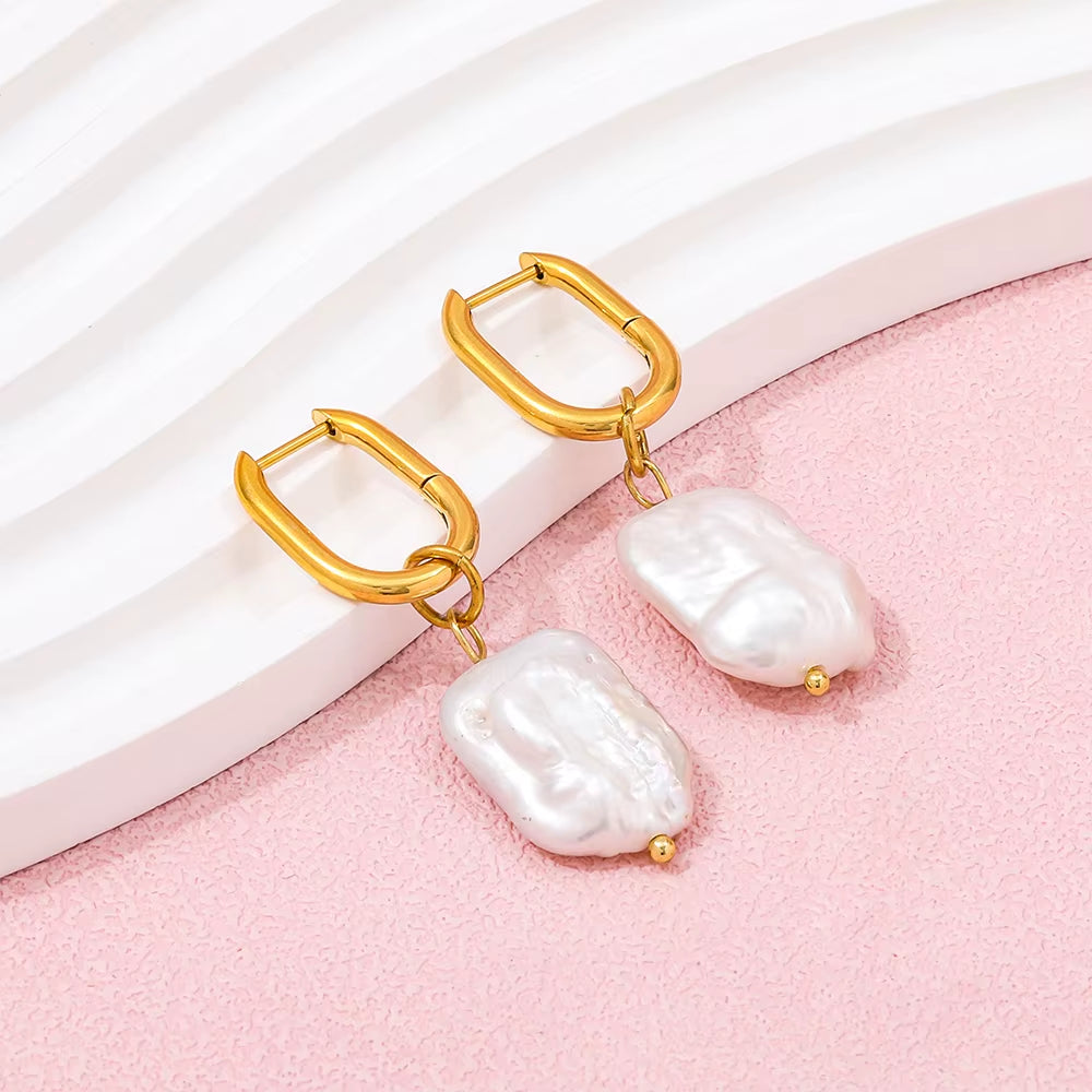 High End PVD 18K Gold Plated Waterproof Irregular Freshwater Pearl Pendant U Huggie Earring Stainless Steel Jewelry Wholesale