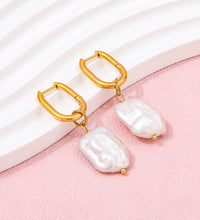 High End PVD 18K Gold Plated Waterproof Irregular Freshwater Pearl Pendant U Huggie Earring Stainless Steel Jewelry Wholesale